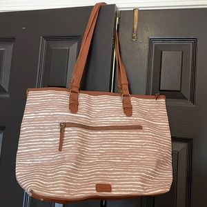 The Sak Tote